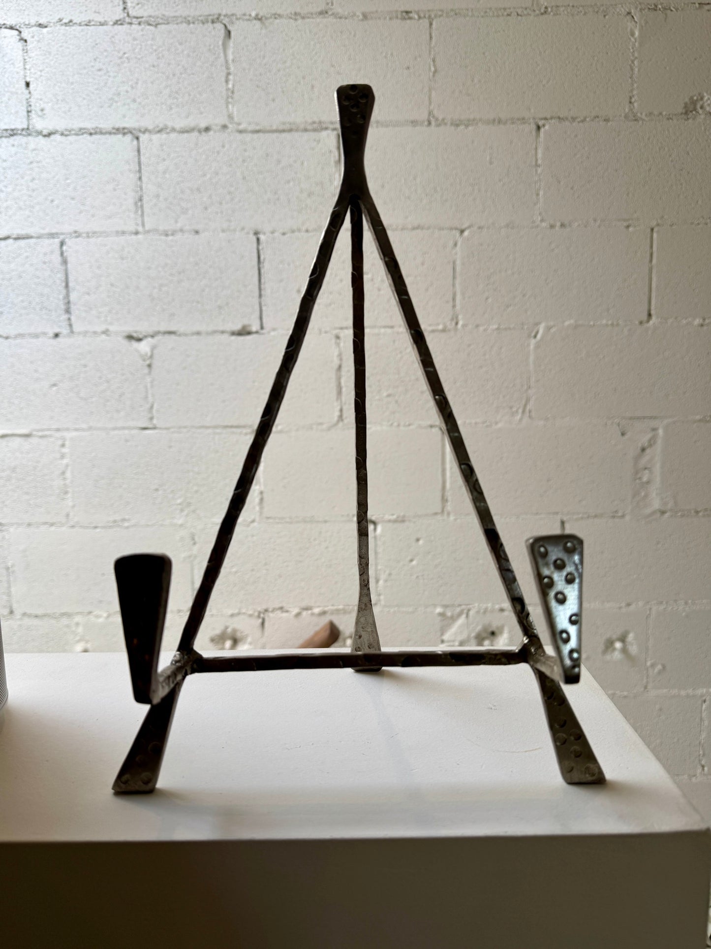 Lucky Find: Adjustable Silver Art Easel