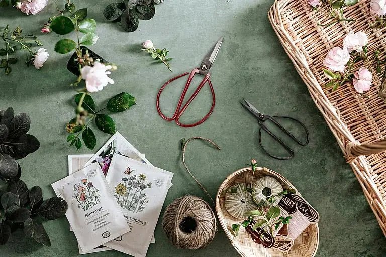 Japanese-Style Ikebana Flower Scissors - Petite Thuet & Co.