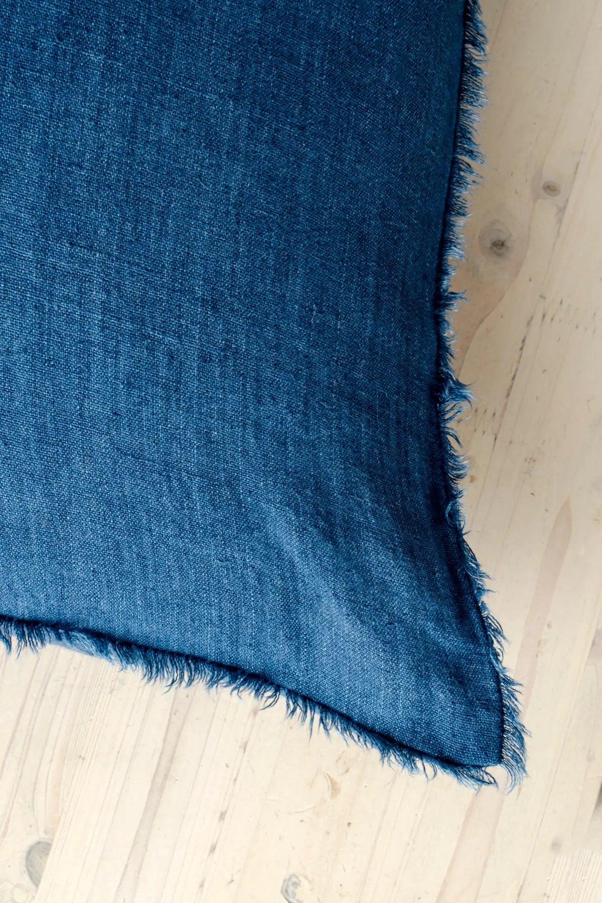 Lina Linen Pillow, Cobalt - Petite Thuet & Co.