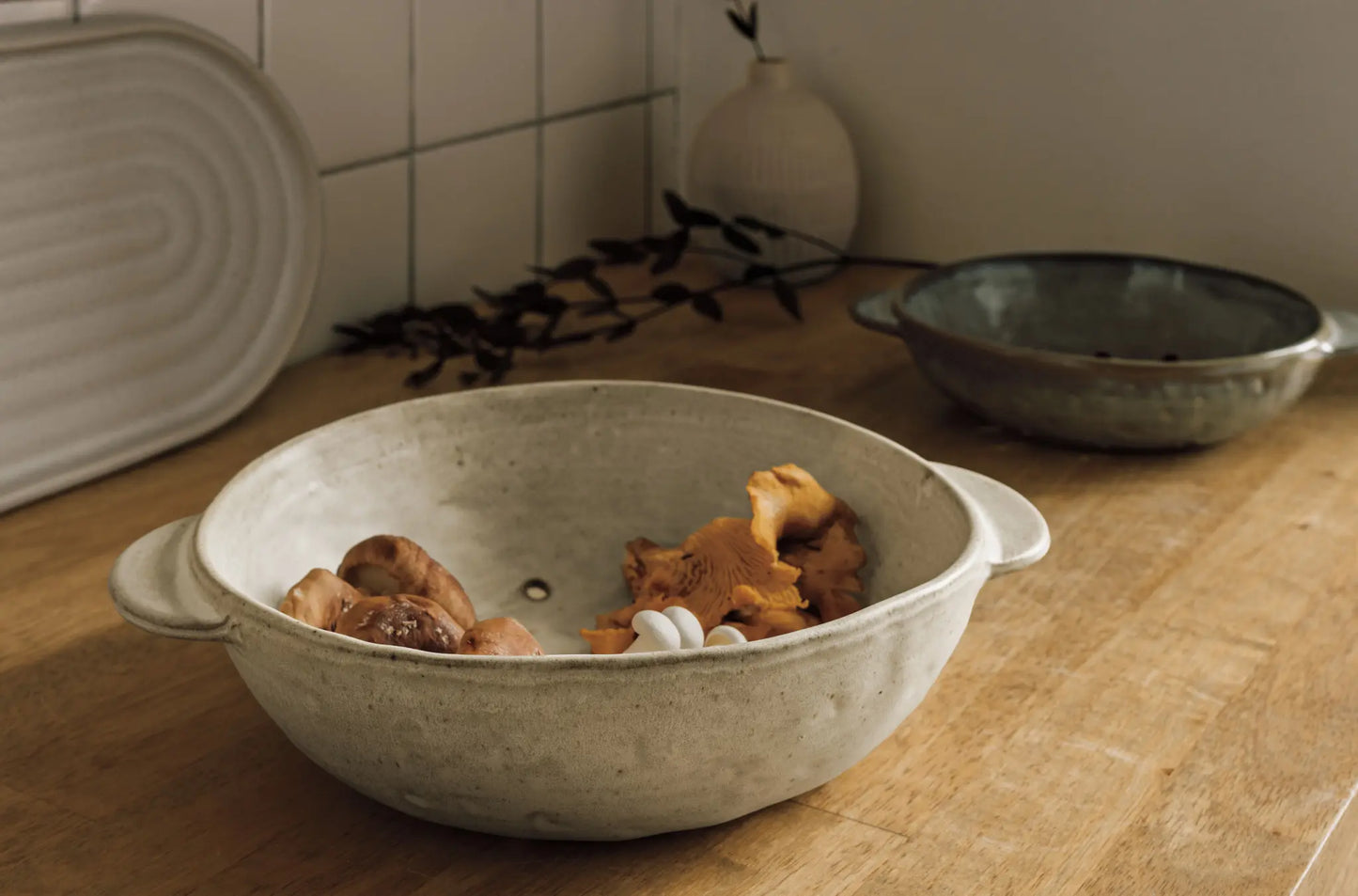 Ivory Ceramic Colander Bowl – Large